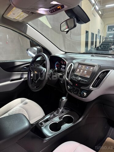 Chevrolet Equinox-13