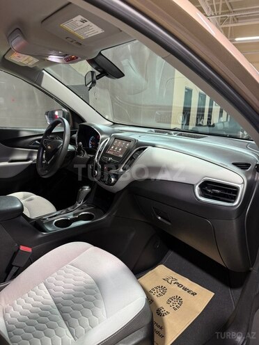Chevrolet Equinox-11