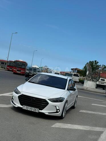 Hyundai Avante-7