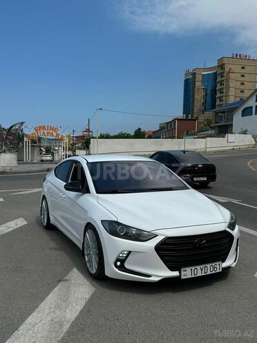 Hyundai Avante-5