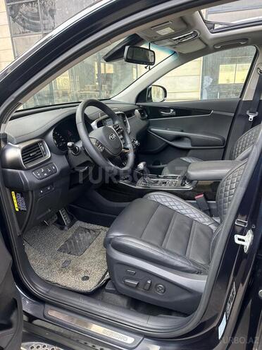 Kia Sorento-19