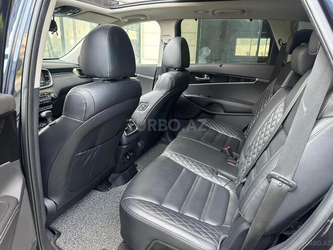 Kia Sorento-12