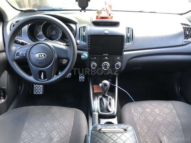 Kia Cerato-3