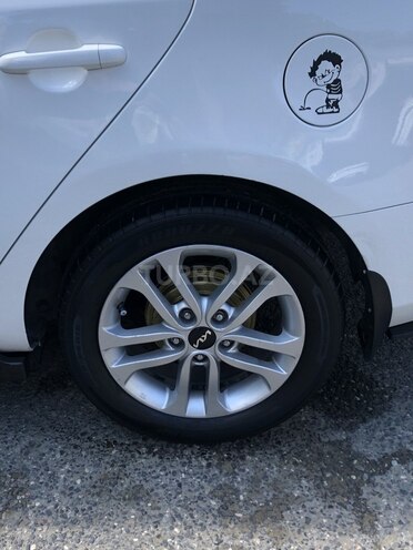 Kia Cerato-12