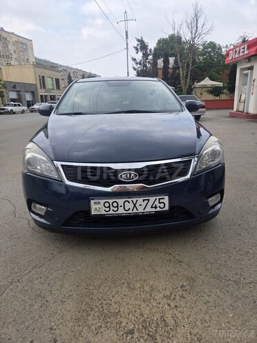 Kia Ceed-1
