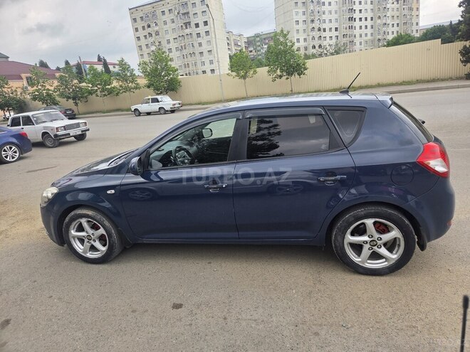 Kia Ceed-4