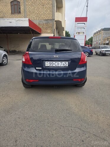 Kia Ceed-5