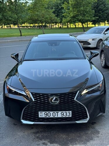 Lexus IS 300-2