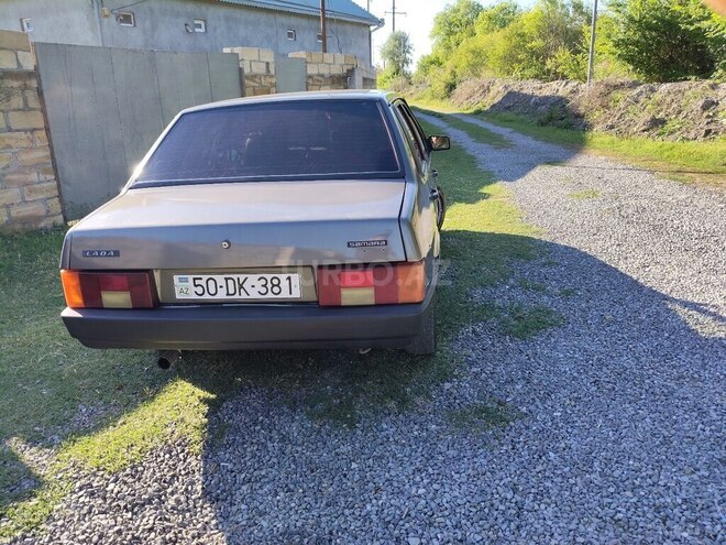 LADA (VAZ) 21099-2