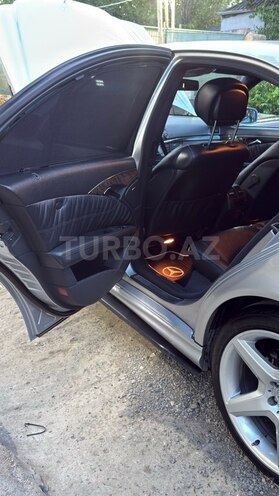 Mercedes E 240-18