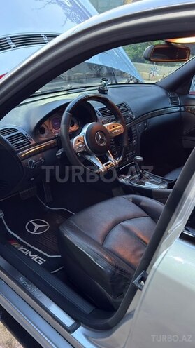 Mercedes E 240-15