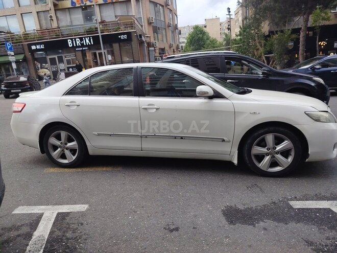 Toyota Camry-2