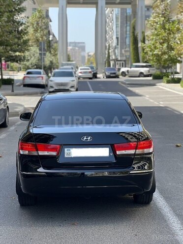 Hyundai Sonata-6