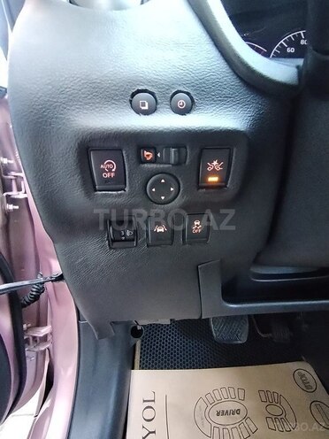 Nissan Note-2