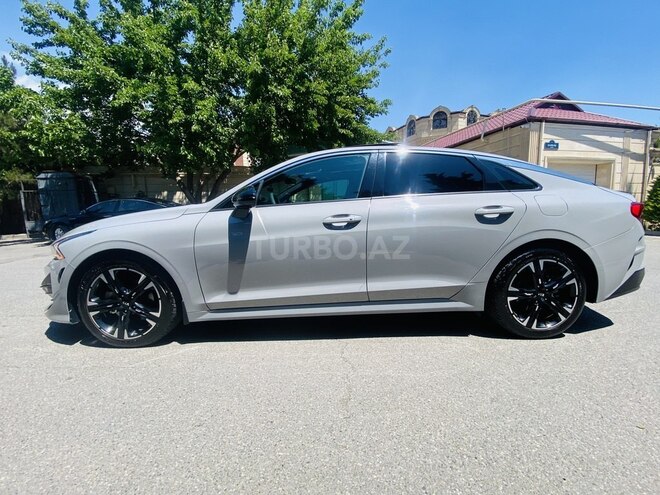 Kia K5-3