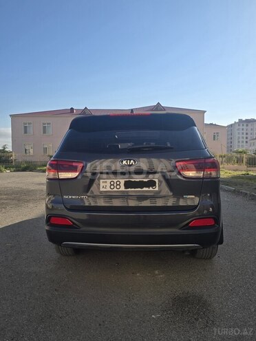 Kia Sorento-20