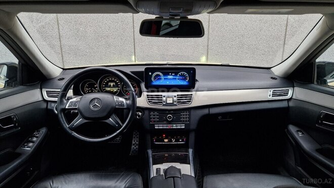 Mercedes E 220-3