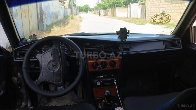 Mercedes 190-3