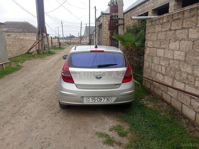 Hyundai i30-7
