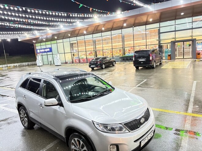 Kia Sorento-9