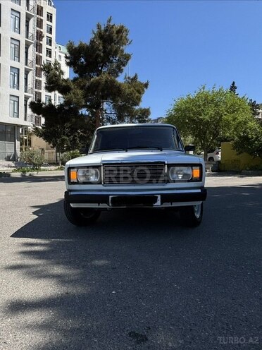 LADA (VAZ) 2107-1