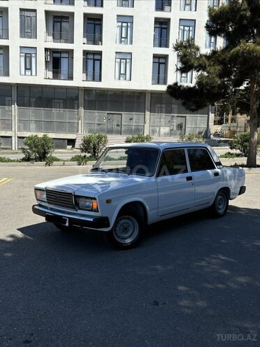 LADA (VAZ) 2107-2