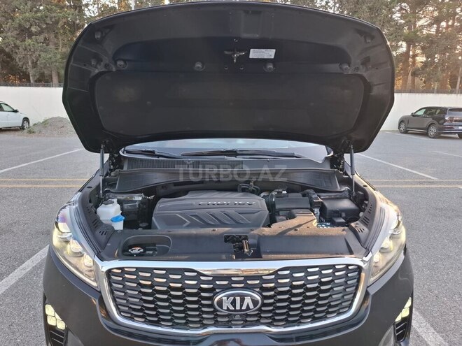 Kia Sorento-8