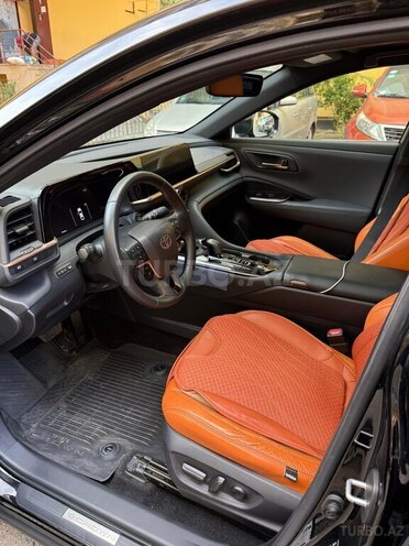 Toyota Crown-4