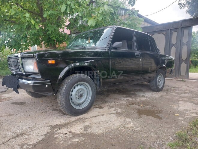 LADA (VAZ) 2107-5