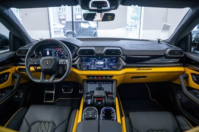 Lamborghini Urus SE-21