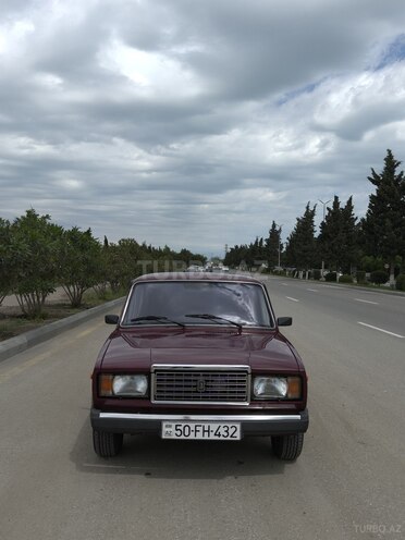 LADA (VAZ) 2107-1