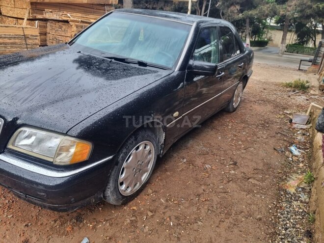 Mercedes C 200-2