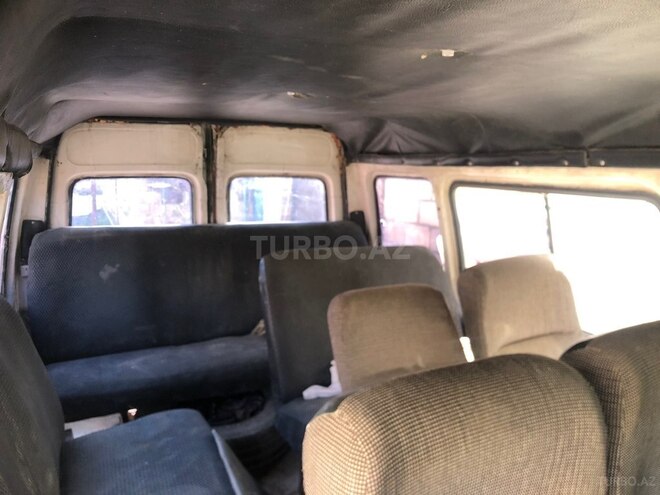 Ford Transit-5