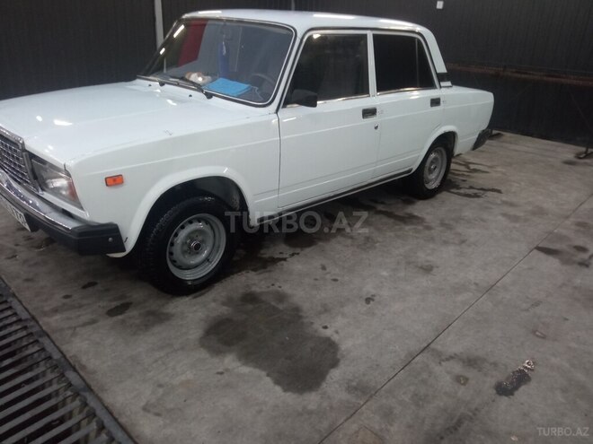 LADA (VAZ) 2107-4