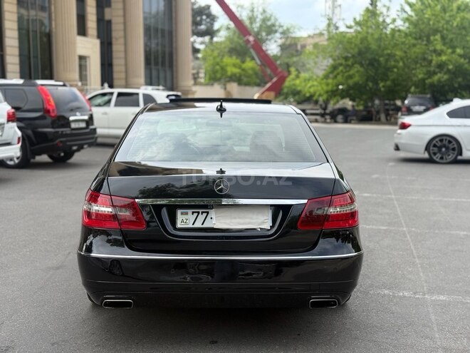 Mercedes E 220-7