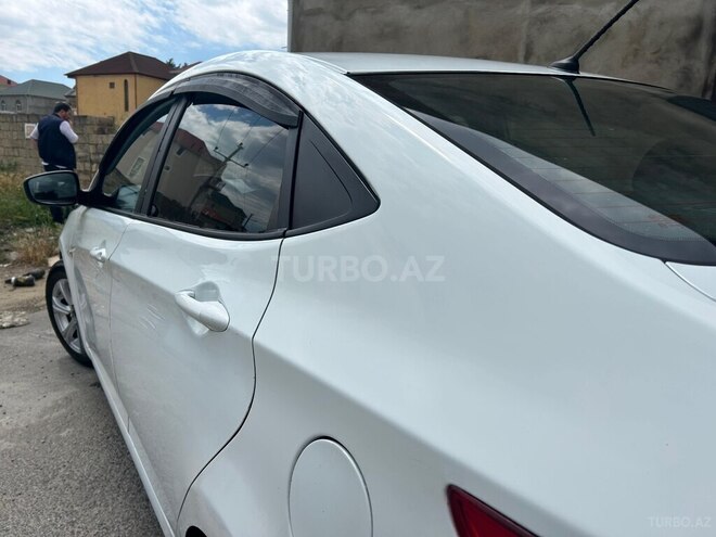 Hyundai Accent-5
