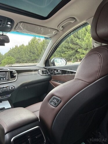 Kia Sorento-4
