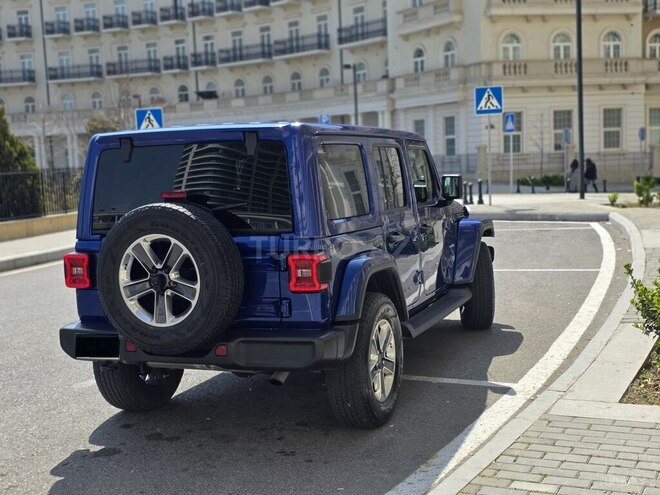 Jeep Wrangler-3
