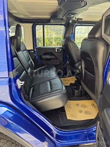 Jeep Wrangler-8