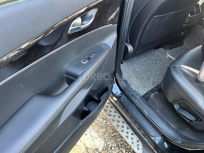 Kia Sorento-14