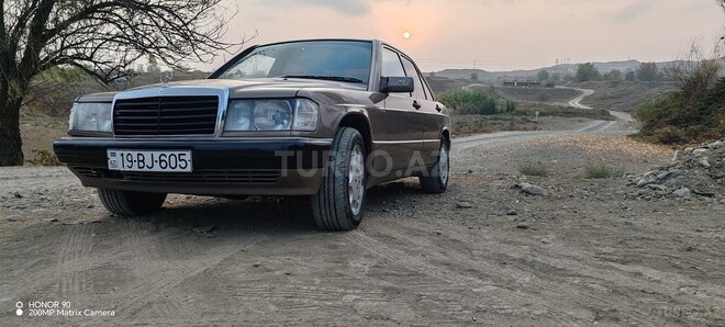Mercedes 190-3