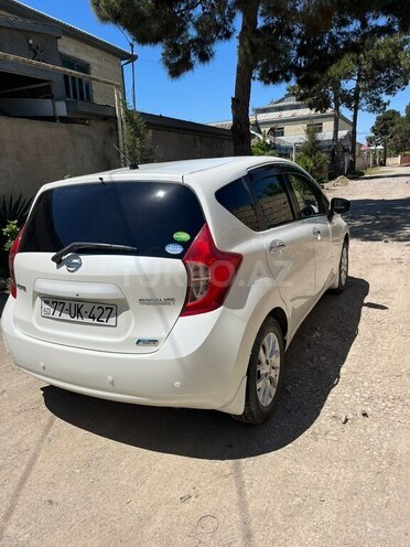 Nissan Note-7