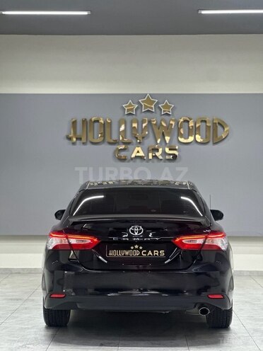 Toyota Camry-9