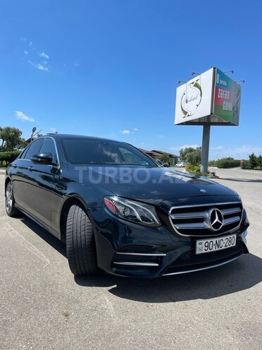 Mercedes E 300-1