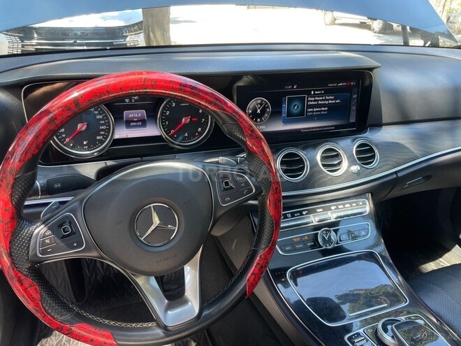 Mercedes E 300-14
