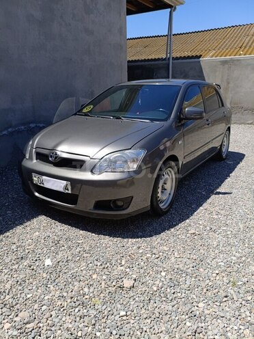 Toyota Corolla-1