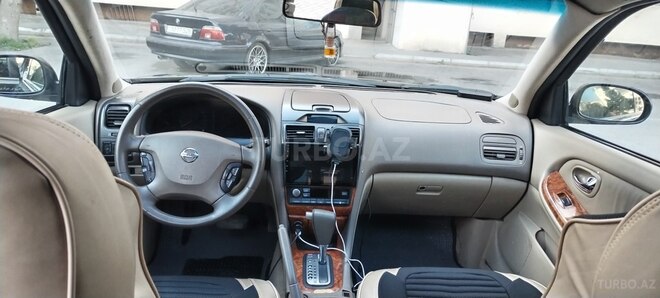 Nissan Maxima-3