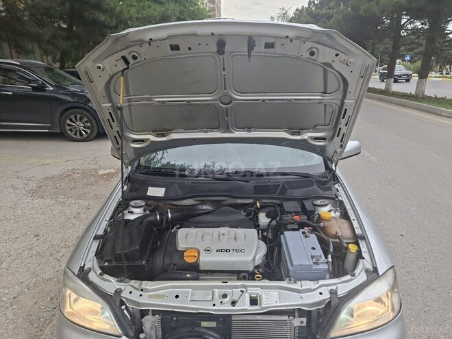 Opel Astra-13