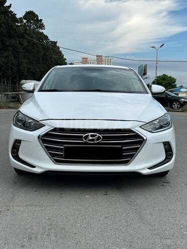 Hyundai Avante-2