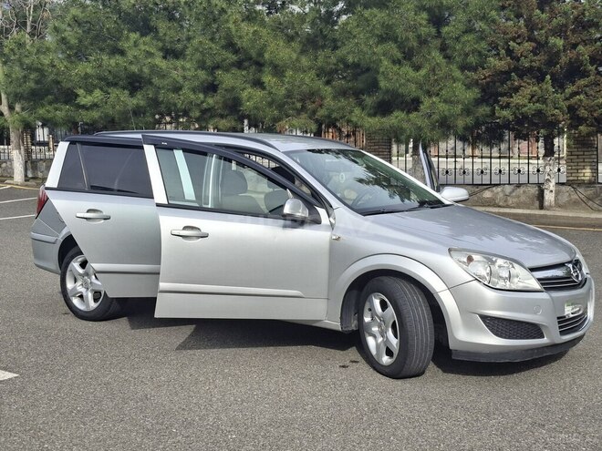 Opel Astra-2